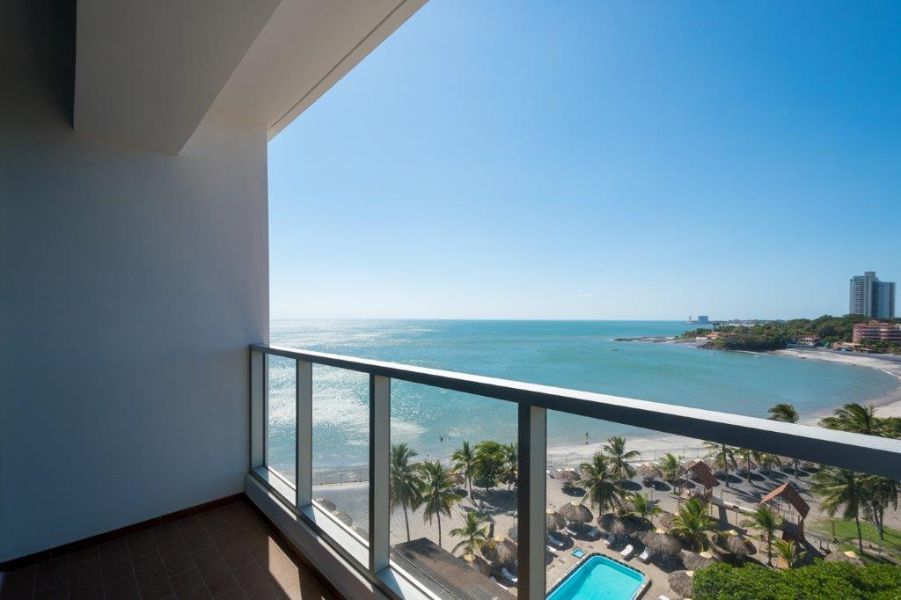 ROYAL PALM GORGONA VIEW FROM BALCONY